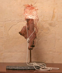<em>Afroditiniz</em>’iniz